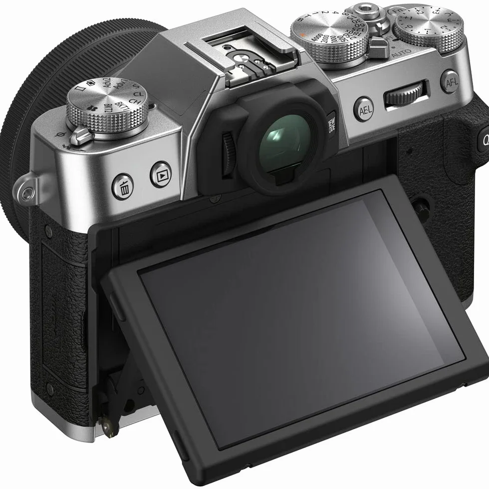 Fujifilm X-T30 II, FUJINON XC15-45mmF3.5-5.6 OIS PZ Kit Color Plata