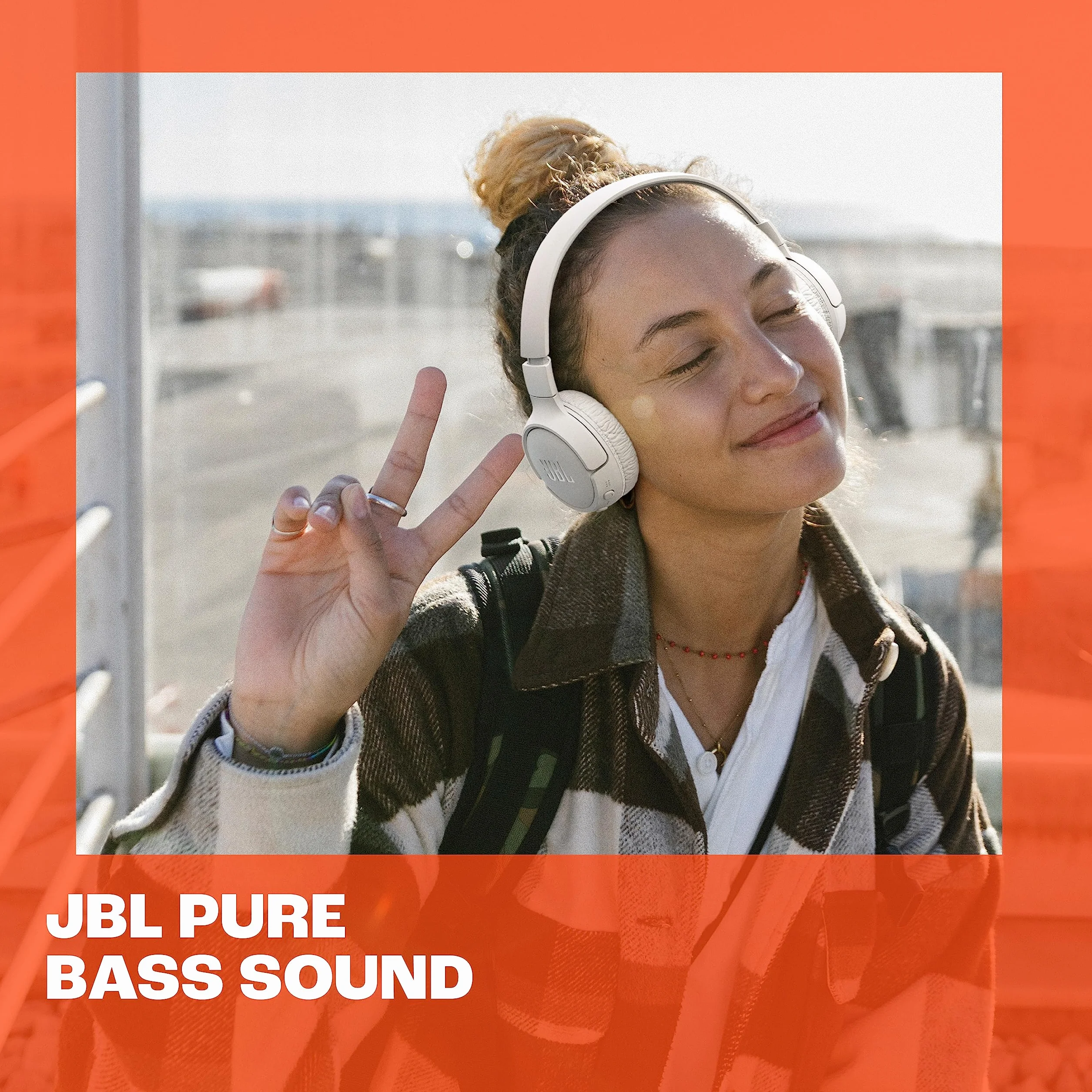 JBL Auriculares Tune 670 NC, auriculares supraaurales inalámbricos ligeros con cancelación de ruido adaptativa, Bluetooth y 70 horas de batería, negro